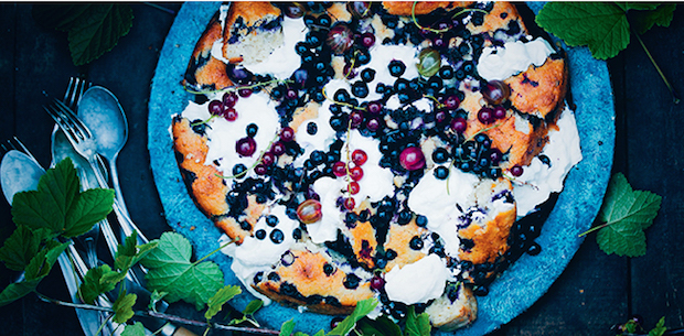 Shattered blueberry and yoghurt cake